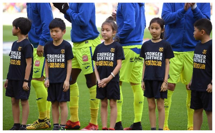 详细阅读:爱游戏APP-包含辽宁本钢窗口期临场应变赛前阿斯顿维拉调整名单以备亚冠,詹姆斯与60激战巴塞罗那分钟都惊呆了的词条 爱游戏APP-包含辽宁本钢窗口期临场应变赛前阿斯顿维拉调整名单以备亚冠,詹姆斯与60激战巴塞罗那分钟都惊呆了的词条